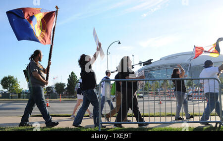 Washington redskins mascot hi-res stock photography and images - Alamy