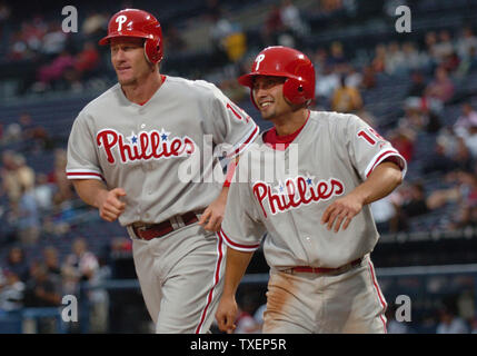 Jeff Conine with the Phillies  Phillies, Baseball cards, Baseball