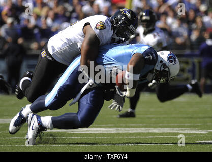 Ray Lewis obliterates Dustin Keller with a vicious hit #shorts