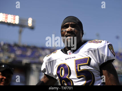 Baltimore Ravens wide receiver Derrick Mason is seen during warm-ups prior to the Ravens game against the Tennessee Titans at M & T Bank Stadium in Baltimore on October 5, 2008. The Titans defeated the Ravens 13-10. (UPI Photo/Kevin Dietsch) Stock Photo