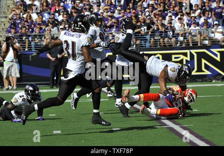 Ray Lewis obliterates Dustin Keller with a vicious hit #shorts