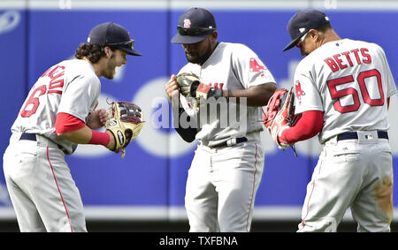 Mookie betts red sox hi-res stock photography and images - Alamy