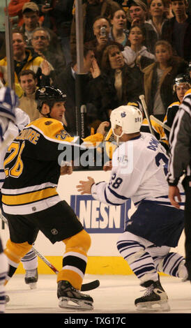 1,137 Toronto Maple Leafs Tie Domi Photos & High Res Pictures