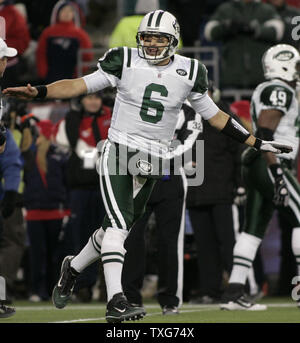 Mark Sanchez #6 quarterback of the New York Jets Stock Photo - Alamy