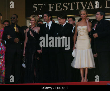 Some of the stars at the gala screening of 'Shrek 2',(left-to-right) Eddie Murphy, Melanie Griffith, Antonio Banderas, Mike Myers, Cameron Diaz and Alain Chabat, gathered for a photo-op at the top of the red-carpeted steps leading to the Palais des Festivals May 15, 2004 during the Cannes Film Festival in Cannes, France. (UPI Photo/Christine Chew) Stock Photo