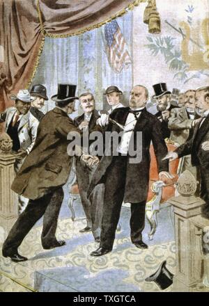 Assassination of William McKinley (1843-1901), 25th president of USA from 1896, shot by anarchist, Leon Czolgosz, Buffalo, New York, and died 8 days after 22 September 1901 From 'Le Petit Journal' Paris Stock Photo