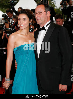 Actor Jean Reno (R) and wife actress Zofia Borucka arrive on the red carpet before a screening of the film 'What Just Happened?' during the 61st Annual Cannes Film Festival in Cannes, France on May 25, 2008.  The screening marked the close of this year's festival.   (UPI Photo/David Silpa) Stock Photo