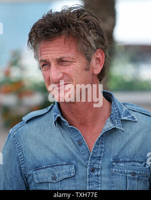 Sean Penn arrives at a photocall for the film 'This Must Be The Place' during the 64th annual Cannes International Film Festival in Cannes, France on May 20, 2011.   UPI/David Silpa Stock Photo