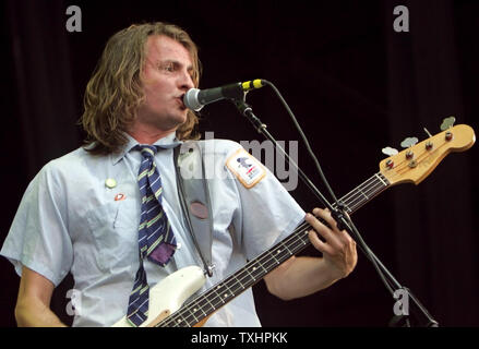 Sting's son Joe Sumner of Fiction Plane performs in concert as part of the 311/Snoop Dogg 'Summer Unity Tour' at Cricket Wireless Amphitheatre in Chula Vista, California on June 27, 2008.   (UPI Photo/Roger Williams) Stock Photo