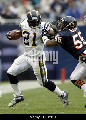 Chicago Bears linebacker Lance Briggs (55) during the Bears training camp  practice at Olivet Nazarene University in Bourbonnais, IL. (Credit Image: ©  John Rowland/Southcreek Global/ZUMApress.com Stock Photo - Alamy