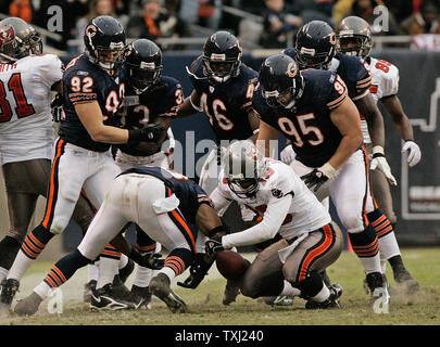 The Chicago Bears try to recover a fumble on a kickoff against the ...