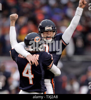 Chicago, United States. 11th Sep, 2022. San Francisco 49ers place kicker Robbie  Gould (9) kicks a field goal during the third quarter against the Chicago  Bears at Soldier Field in Chicago on