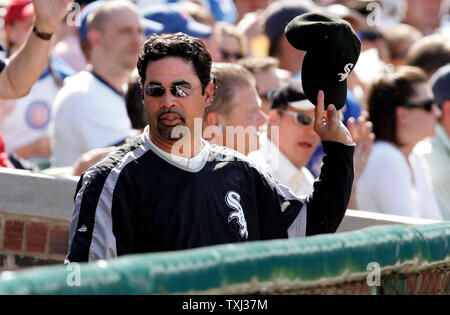 2005 Ozzie Guillen Game-Used Chicago White Sox Road Jersey - Championship  Season, American League Manager of the Year - Sports Investors on Goldin  Auctions