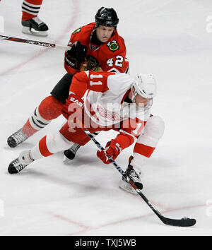 Detroit Red Wings winger Dan Cleary (11) skates during the third period ...