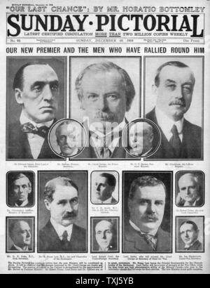 1916 Sunday Pictorial front page reporting David Lloyd George and New Government Stock Photo