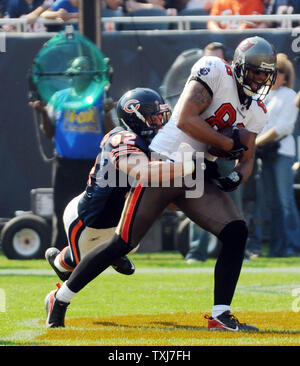 Chicago Bears linebacker Hunter Hillenmeyer (92) during the Bears