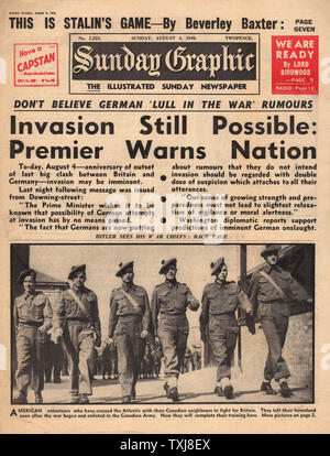 1940 Sunday Graphic Invasion of Britain threat Stock Photo