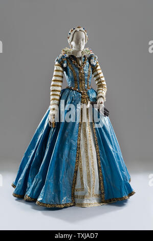 Mannequin wearing blue paper dress by Isabelle de Borchgrave Stock Photo