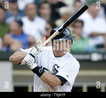 Chicago White Sox's Gordon Beckham bats during the eight inning against the Chicago Cubs at U. S. Cellular Field in Chicago on June 26, 2009. The Cubs won 5-4. (UPI Photo/Brian Kersey) Stock Photo