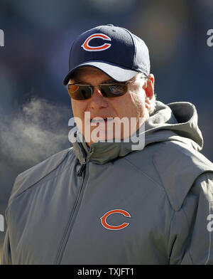 Green Bay Packers offensive coordinator Nathaniel Hackett before an NFL  football game Sunday, Nov. 28, 2021, in Green Bay, Wis. (AP Photo/Matt  Ludtke Stock Photo - Alamy