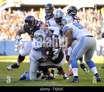 Detroit Lions defensive tackle Nick Fairley (98) on the sideline against  the New York Jets during an NFL football game in Detroit, Friday, Aug. 9,  2013. (AP Photo/Rick Osentoski Stock Photo - Alamy