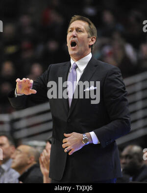 Phoenix Suns head coach Jeff Hornacek yells to his team during the first quarter against the Chicago Bulls at the United Center in Chicago on January 7, 2014.       UPI/Brian Kersey Stock Photo