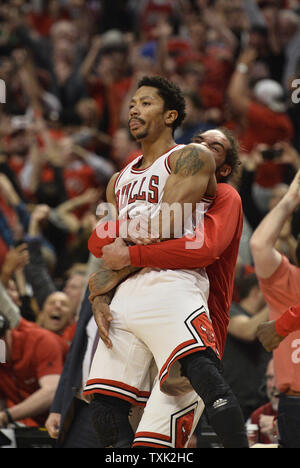 Derrick rose hotsell buzzer beater