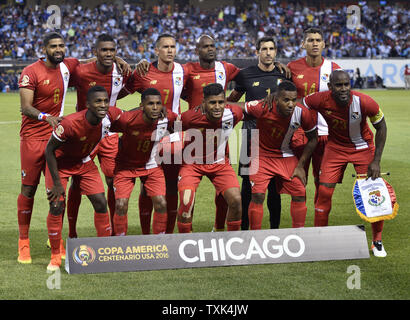 Panama's starting eleven players (Back, L-R) Gabriel Gomez, Roderick Miller, Blas Perez, Adolfo Machado, Jaime Penedo, Valentin Pimentel, (Front, L-R) Armando Cooper, Alberto Quintero, Anibal Godoy, Luis Henriquez and Felipe Baloy pose for a team photo before the 2016 Copa America Centenario Group D match against Argentina at Soldier Field in Chicago on June 10, 2016. Argentina defeated Panama 5-0.     Photo by Brian Kersey/UPI Stock Photo