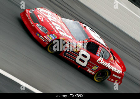 Dale Earnhardt Jr. drives his Budweiser Chevrolet thru turn 4 in the Coca-Cola 600 Nascar race at the Lowe's Motor Speedway in Concord, NC on May 29, 2005.   (UPI Photo/Nell Redmond) Stock Photo