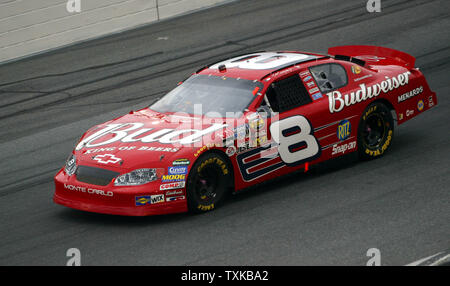 Dale Earnhardt Jr. drives his Budweiser Chevrolet thru turn 4 in the Coca-Cola 600 Nascar race at the Lowe's Motor Speedway in Concord, NC on May 29, 2005.   (UPI Photo/Nell Redmond) Stock Photo