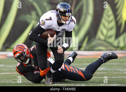 Baltimore Ravens quarterback Ryan Mallett (7) is sacked by Cincinnati Bengals' Brandon Thompson (98) during the second half of play at Paul Brown Stadium in Cincinnati, Ohio, January 3, 2016.      Photo by John Sommers II/UPI Stock Photo