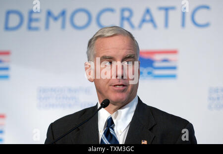 Democratic National Committee Chairman Gov. Howard Dean addresses members of the media during the DNC Convention walk through of the Pepsi Center in Denver on November 13, 2007. The Democratic National Convention will be held here in August, 2008.   (UPI Photo/Roger L. Wollenberg) Stock Photo