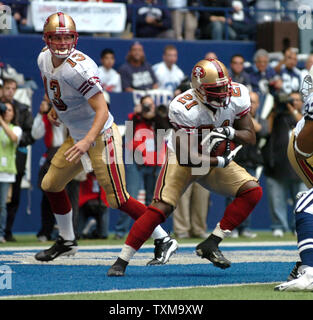 Frank gore hi-res stock photography and images - Alamy