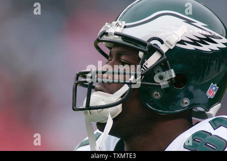 Philadelphia Eagles wide receiver Terrell Owens smiles at the fans in the  4th quarter. The Philadelphia Eagles defeated the New York Giants 27 to 6  at Giants Stadium in East Rutherford, New