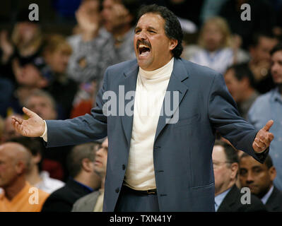 Orlando Magic head coach Stan Van Gundy reacts against the Denver Nuggets in the second half at the Pepsi Center in Denver on January 11, 2008.  Denver beat Orlando 113-103.   (UPI Photo/Gary C. Caskey) Stock Photo