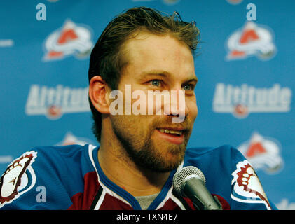 Newly signed Colorado Avalanche Peter Forsberg answers questions during post-practice interview session at the Pepsi Center in Denver on March 1, 2008. Forsberg indicated during his interview session he would not play until he was ready.   (UPI Photo/Gary C. Caskey) Stock Photo