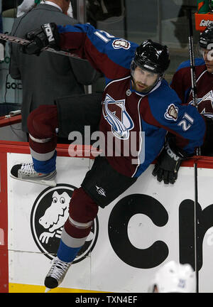 Colorado Avalanche center Peter Forsberg enters the game during the first period against the Vancouver Canucks at the Pepsi Center in Denver on March 4, 2008.  Forsberg made his first appearance with the Avalanche since siging as an unrestricted free agent.  (UPI Photo/Gary C. Caskey) Stock Photo