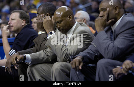 New Orleans Hornets head coach Byron Scott (C) reacts on the bench during the fourth quarter against the Denver Nuggets in game one of their opening round series at the Pepsi Center in Denver on April 19, 2009.   Denver beat New Orleans 113-84.   (UPI Photo/Gary C. Caskey) Stock Photo