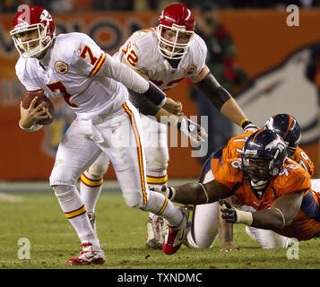 Denver Broncos defensive end Dre'Mont Jones (93) against the Detroit Lions  in the first half of an NFL football game Sunday, Dec 12, 2021, in Denver.  (AP Photo/Bart Young Stock Photo - Alamy