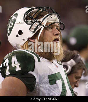 New York Jets' quarterback Nick Starkel (16) practices during the NFL  football team's training camp, Friday, May 6, 2022, in Florham Park, N.J.  (AP Photo/John Minchillo Stock Photo - Alamy