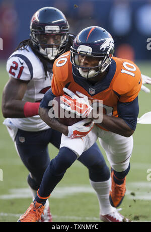 Denver Broncos wide receiver Emmanuel Sanders jokes with reporters ...