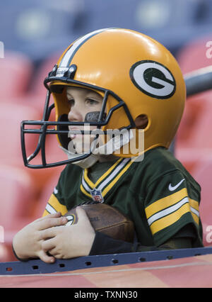 FOCO - trapper hat (warmth, duh) and charcuterie board (cheese, duh) are  the only two things we need for a #Packers #SNF