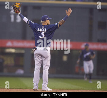 August 21, 2018: Milwaukee Brewers shortstop Orlando Arcia #3 during the  Major League Baseball game between the Milwaukee Brewers and the Cincinnati  Reds at Miller Park in Milwaukee, WI. John Fisher/CSM Stock