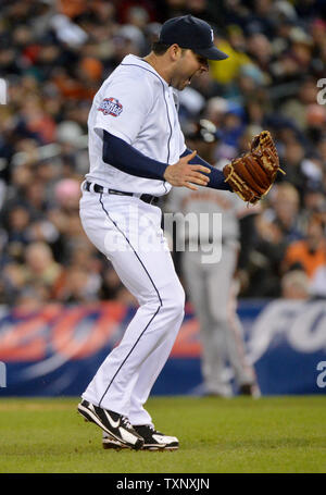 Detroit Tigers starting pitcher Anibal Sanchez throws to the Texas ...