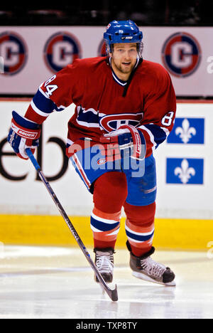Montreal Canadiens right wing forward Guillaume Latendresse takes to the ice for warm ups prior to facing the New York Islanders at the Bell Centre in Montreal, Canada on February 3, 2007. (UPI Photo/Ed Wolfstein) Stock Photo
