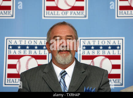 National Baseball Hall of Fame member Bruce Sutter watches induction ceremonies for new members Cal Ripken Jr. and Tony Gwynn in Cooperstown, New York on July 29, 2007. Last year, Sutter was part of the 2006 class at the Hall of Fame.   (UPI Photo/Bill Greenblatt) Stock Photo