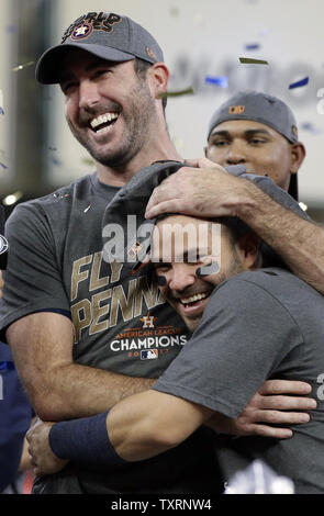 ALCS MVP Houston Astros pitcher Justin Verlander hugs girlfriend