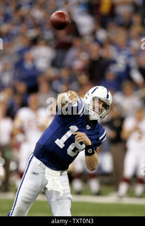 Indianapolis Colts quarterback Peyton Manning throws against the New  Orleans Saints during the third quarter at Super Bowl XLIV in Miami on  February 7, 2010. UPI/Aaron M. Sprecher Stock Photo - Alamy