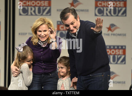 How many kids do Senator Ted Cruz and his wife Heidi have? – The Irish Sun