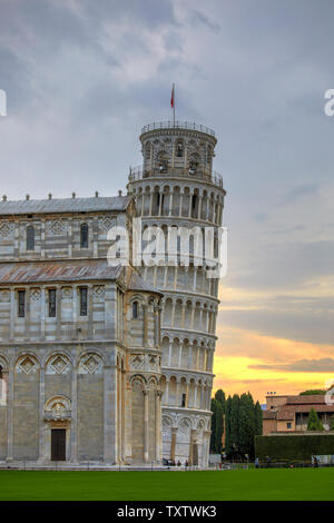 The Duomo and the leaning tower of Pisa, Italy Stock Photo